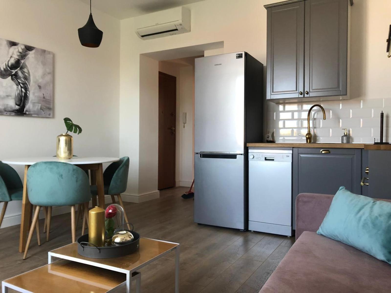 Romantic Apartment With Balcony Split Dış mekan fotoğraf