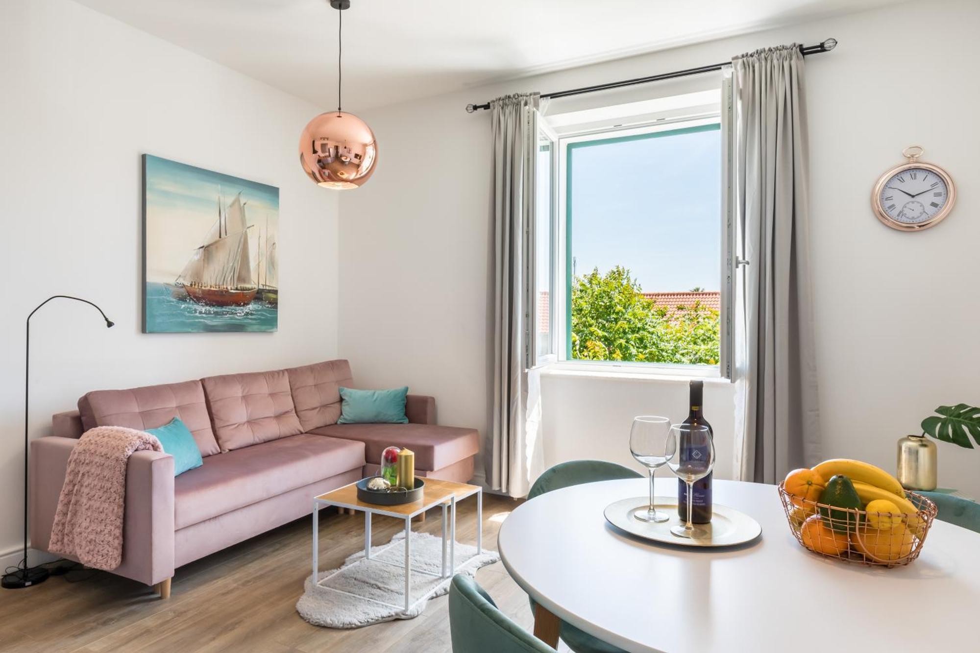 Romantic Apartment With Balcony Split Dış mekan fotoğraf